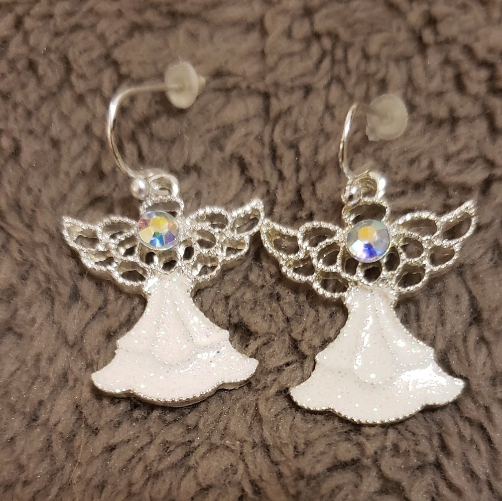 ❤5 for $25❤Beautiful Angel Earrings